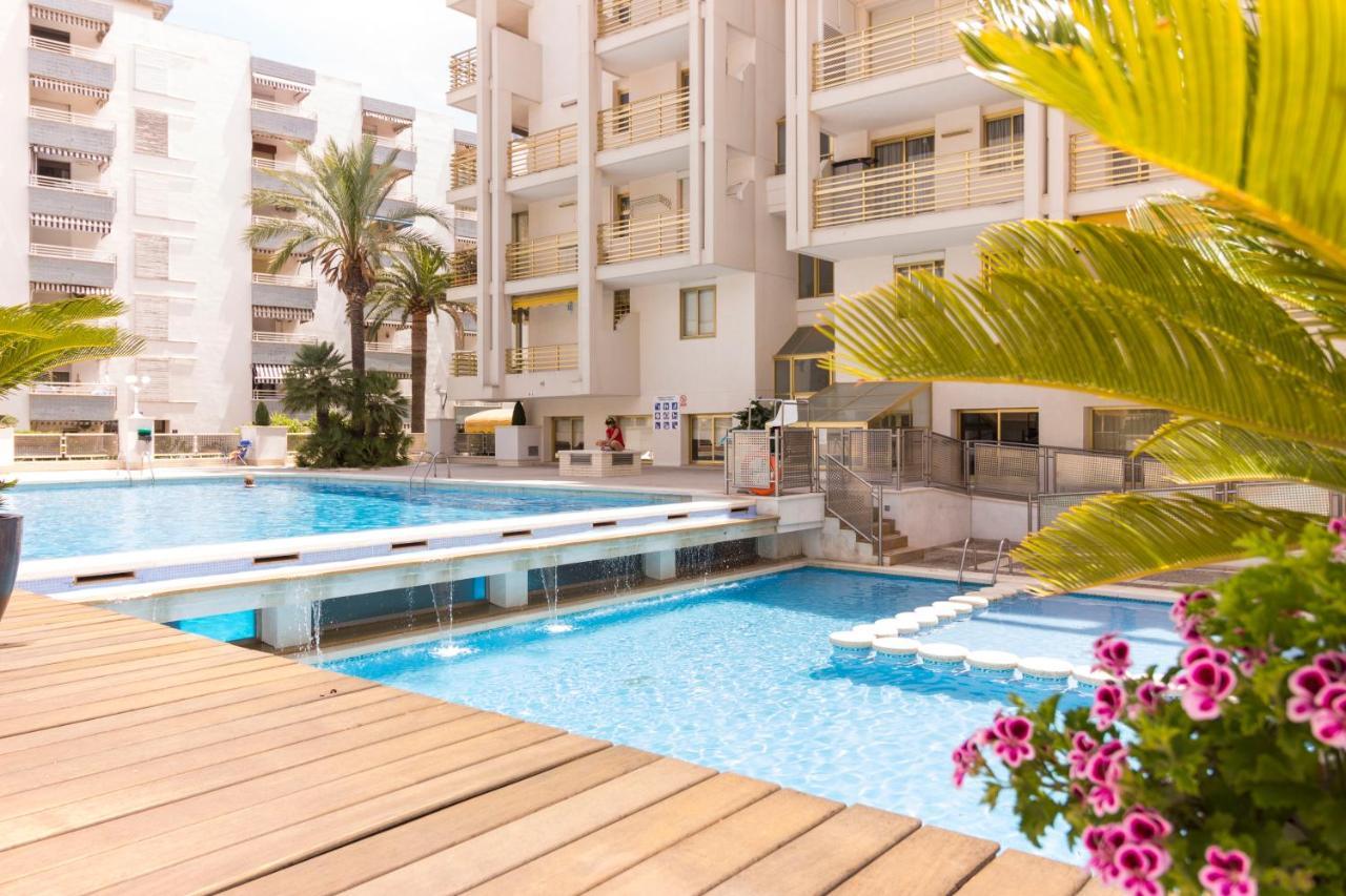 Апартаменты Novelty Con Vistas Al Mar Салоу Экстерьер фото