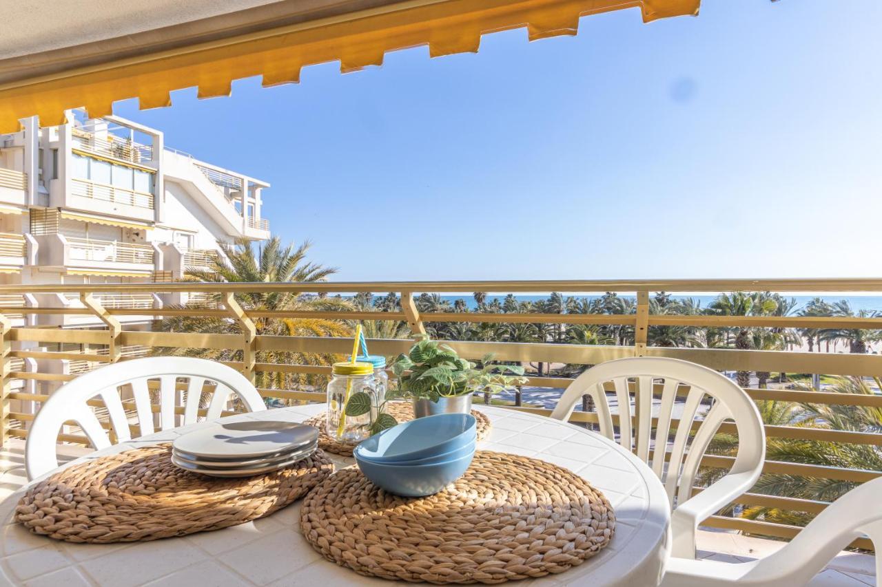 Апартаменты Novelty Con Vistas Al Mar Салоу Экстерьер фото