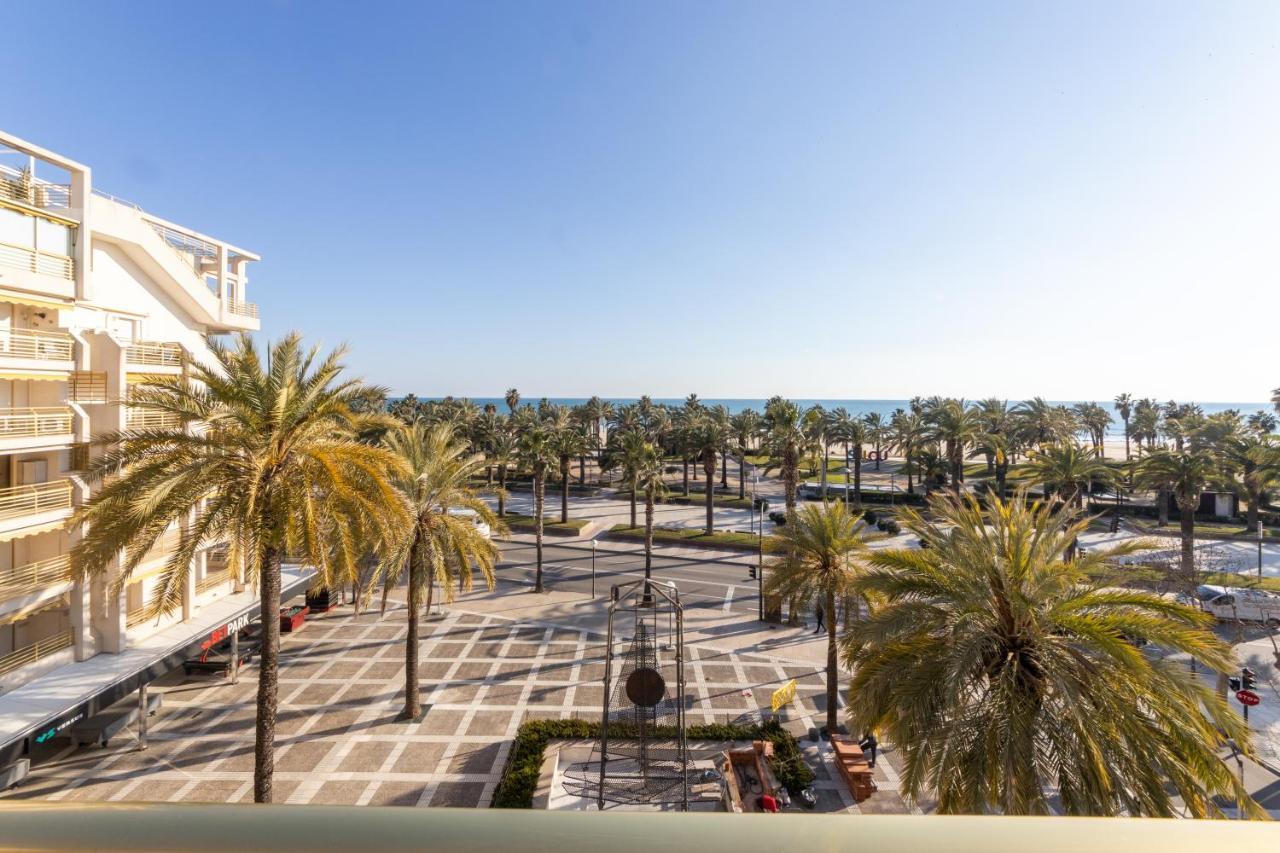 Апартаменты Novelty Con Vistas Al Mar Салоу Экстерьер фото