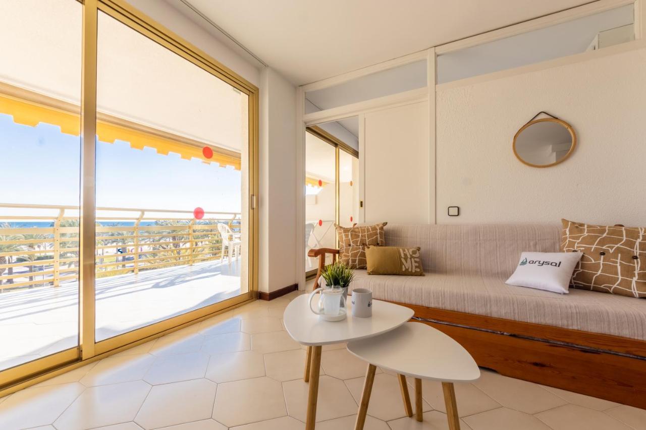 Апартаменты Novelty Con Vistas Al Mar Салоу Экстерьер фото
